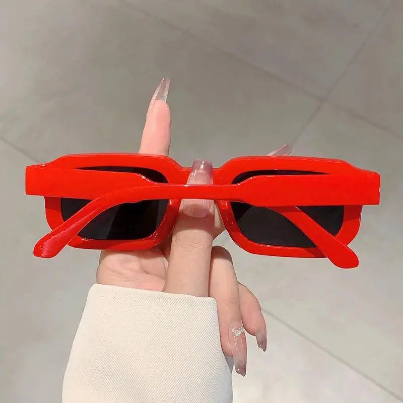 Vintage rectangle sunglasses detail
